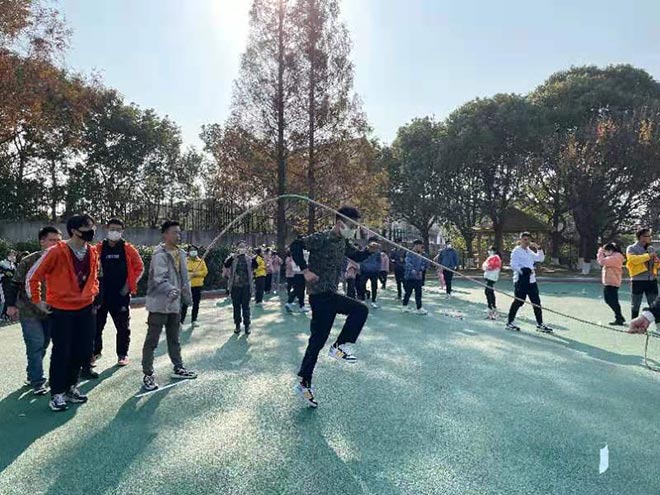 华东神学院举行第35届校园运动会 华东神学院举行第35届校园运动会